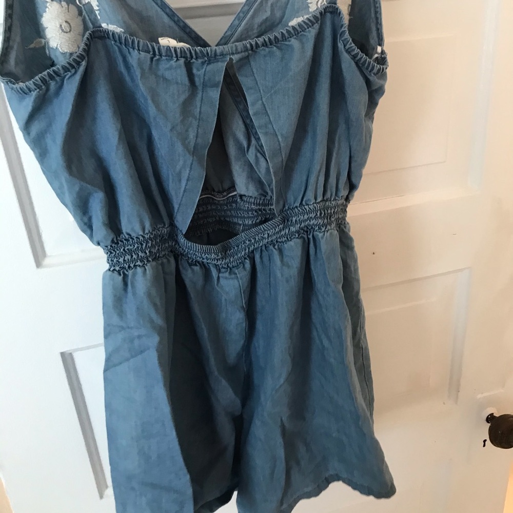 CUTE Forever 21 Romper